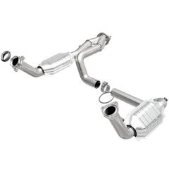 MagnaFlow DF Cat. Conv 02-06 Cadillac Truck. 8 5.3L Dual Conv. Y-Pipe Assy 2wd/Chevy Truck 99-07