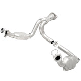 MagnaFlow Direct Fit Catalytic Converter 07-08 Escalade 6.2 Driver Side OEM