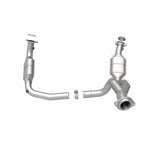 MagnaFlow Direct Fit Catalytic Converter 07-08 Escalade 6.2 Driver Side OEM